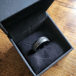 Kay Jewelers Black infinity stone ring size 9